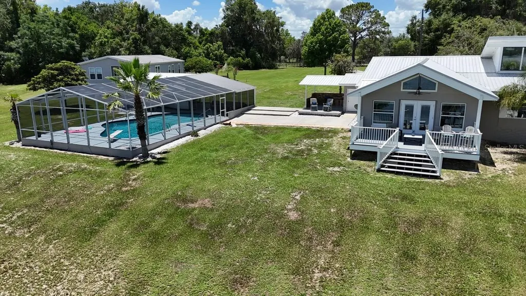 10893 SE 141 Avenue Road Ocklawaha FL 32179
