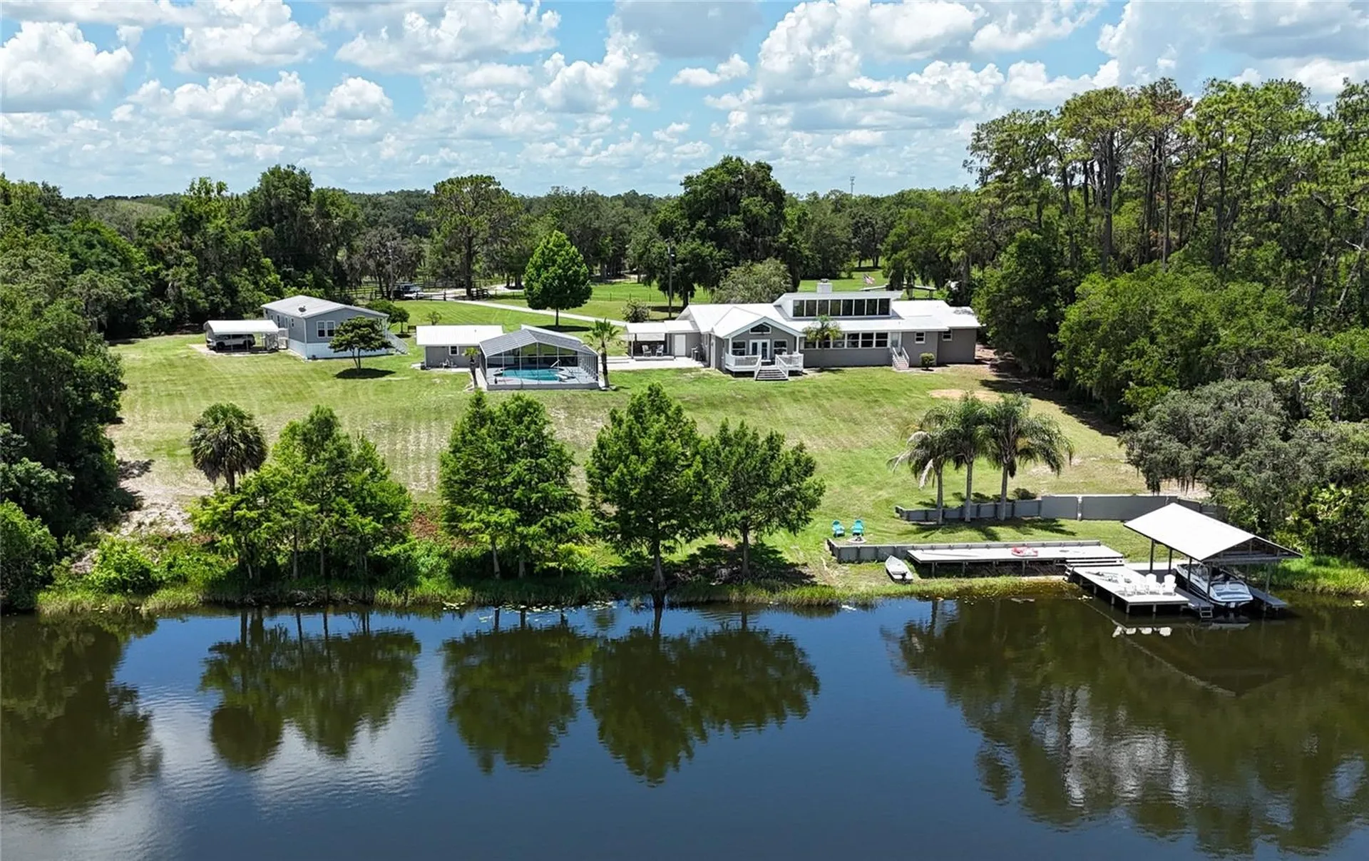 10893 SE 141 Avenue Road Ocklawaha FL 32179