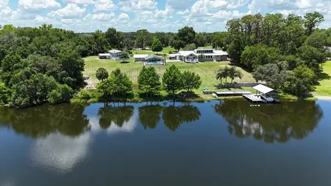 10893 SE 141 Avenue Road Ocklawaha FL 32179
