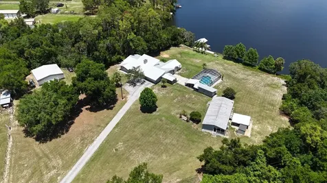 10893 SE 141 Avenue Road Ocklawaha FL 32179