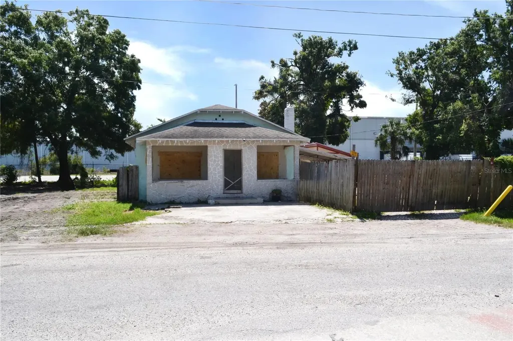 1917 N 60th Street Tampa FL 33619