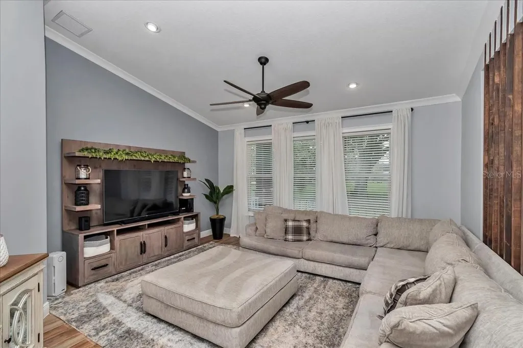 300 SE Highway 42 Summerfield FL 34491
