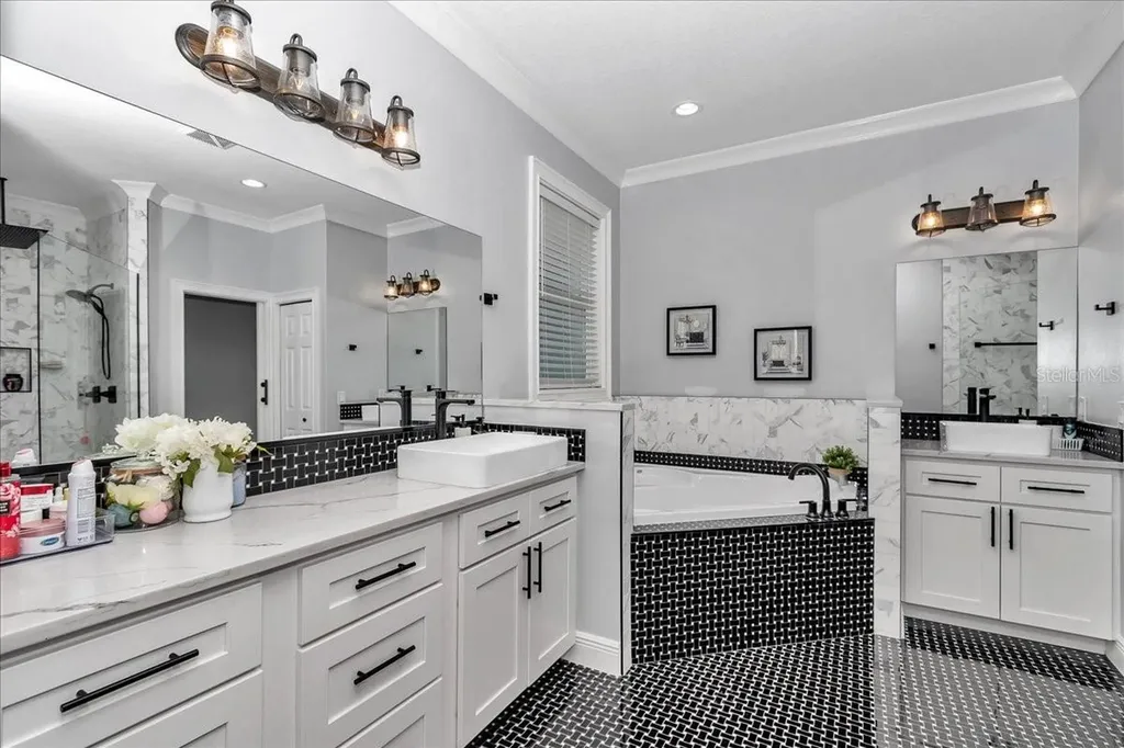 300 SE Highway 42 Summerfield FL 34491