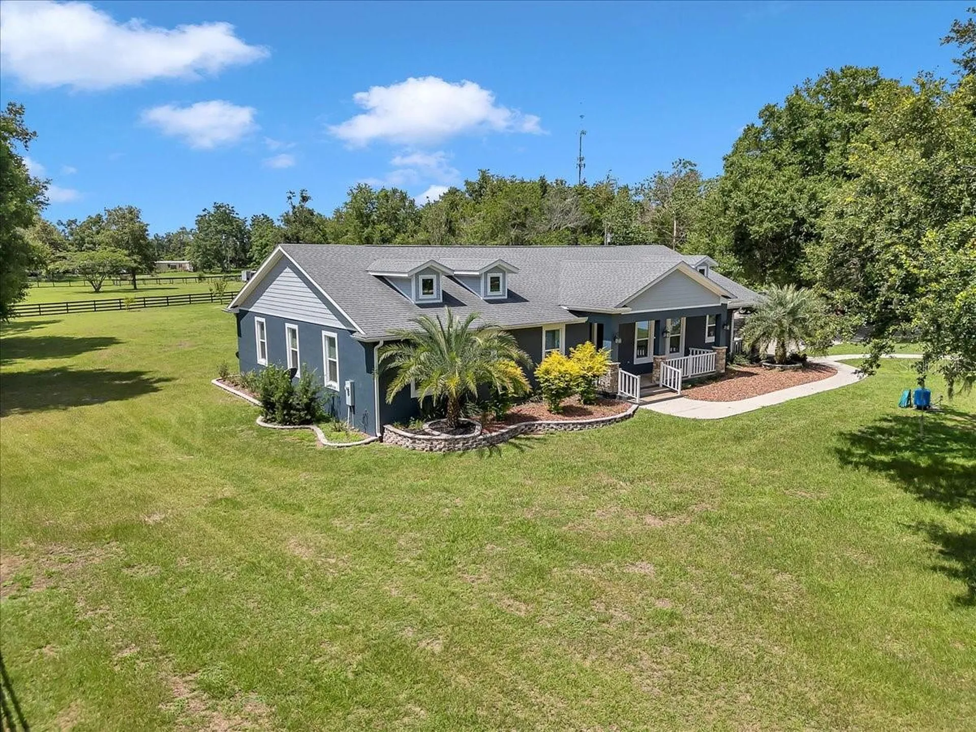 300 SE Highway 42 Summerfield FL 34491