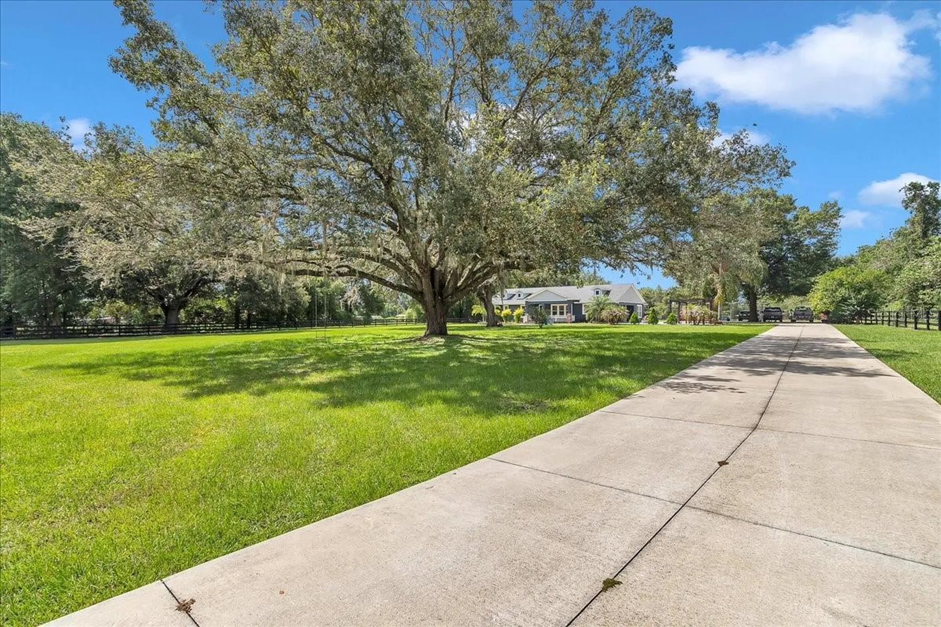300 SE Highway 42 Summerfield FL 34491