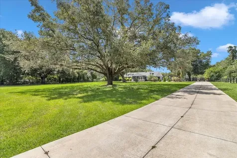 300 SE Highway 42 Summerfield FL 34491