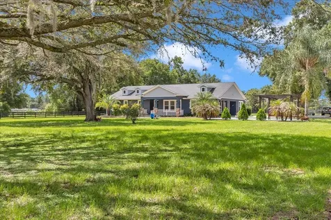 300 SE Highway 42 Summerfield FL 34491
