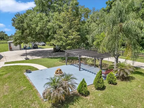 300 SE Highway 42 Summerfield FL 34491