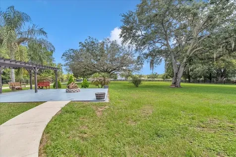 300 SE Highway 42 Summerfield FL 34491