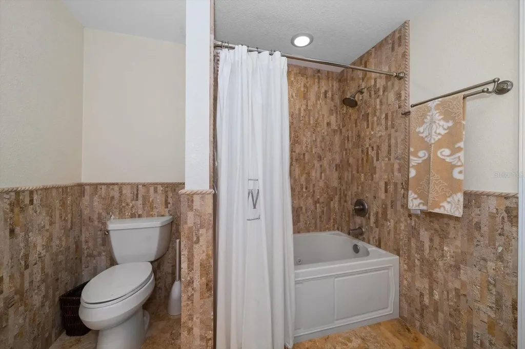 7 Rosery Lane Belleair FL 33756
