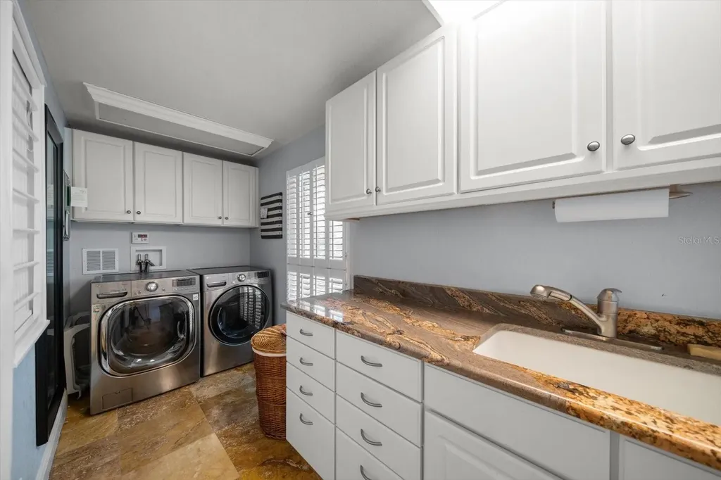 7 Rosery Lane Belleair FL 33756