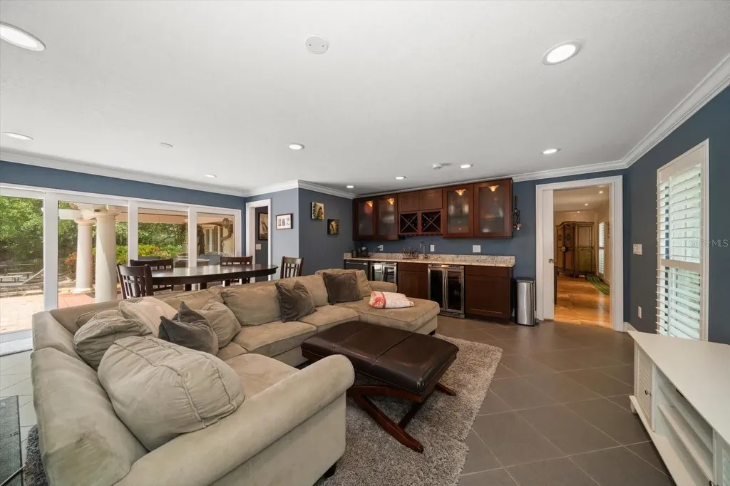 7 Rosery Lane Belleair FL 33756