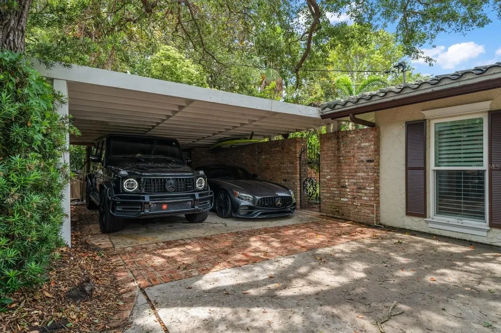 7 Rosery Lane Belleair FL 33756