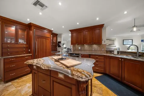 7 Rosery Lane Belleair FL 33756