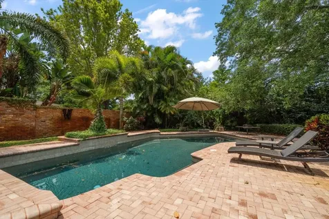 7 Rosery Lane Belleair FL 33756