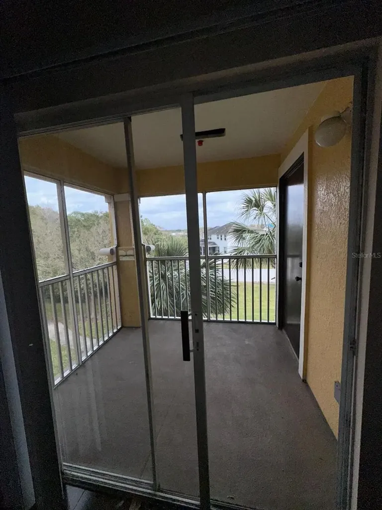 5459 Vineland Road Orlando FL 32811