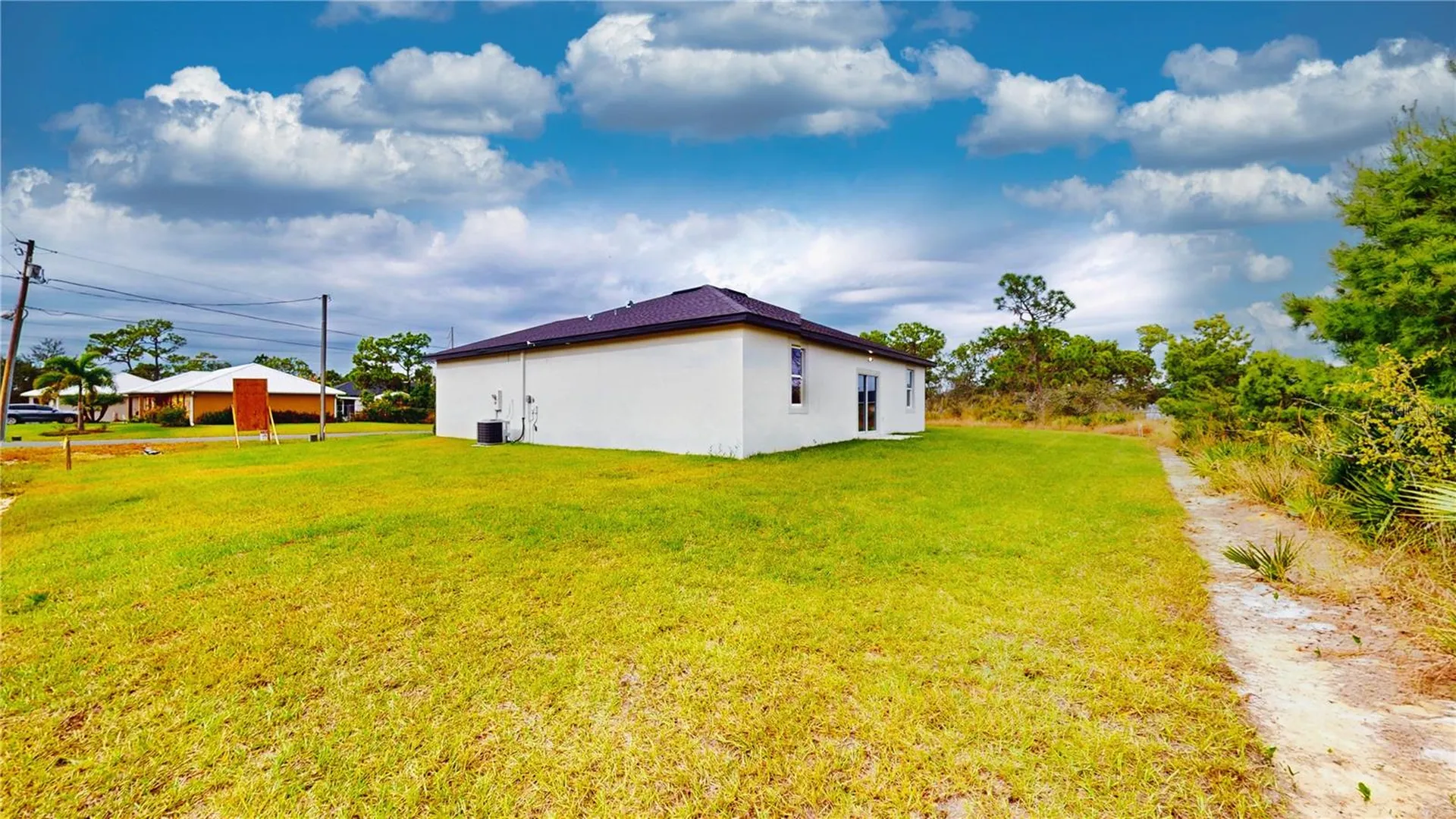 1432 Little Joe Avenue Sebring FL 33872
