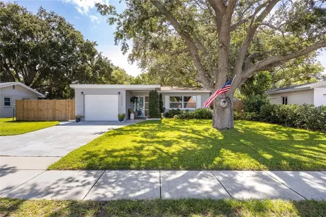 10095 Oakhurst Road Seminole FL 33776