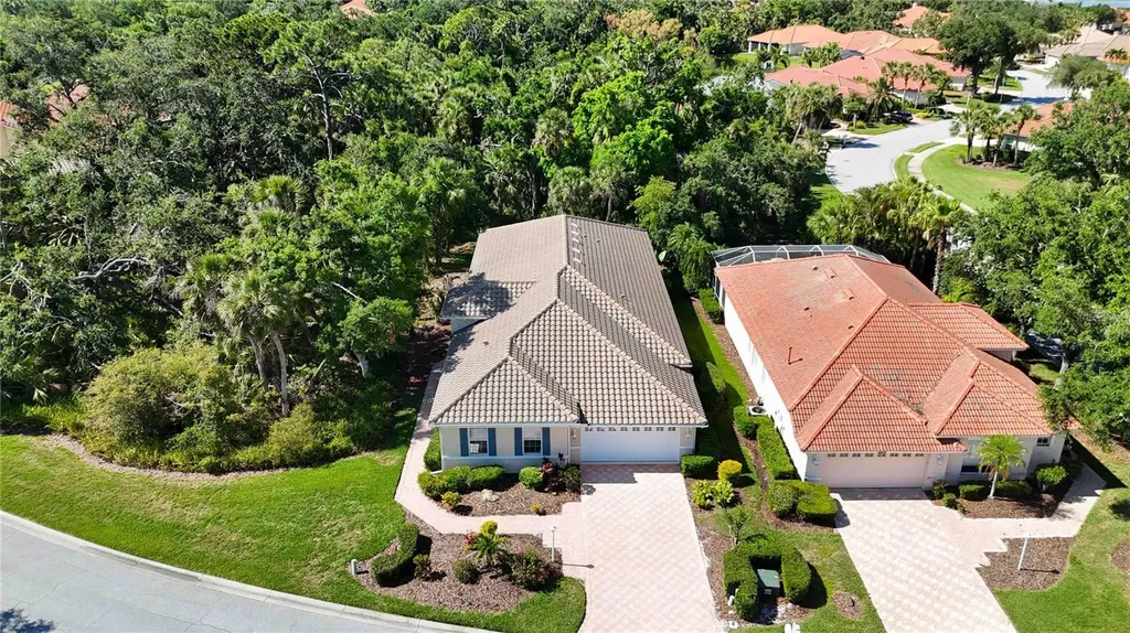 5018 Hanging Moss Lane Sarasota FL 34238