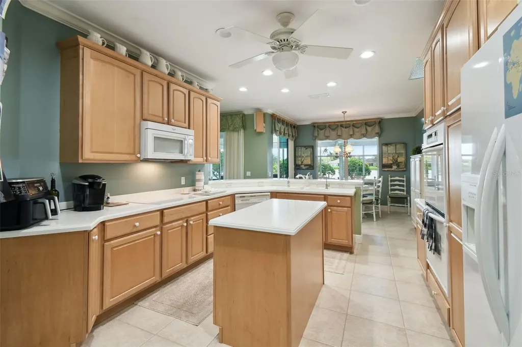 201 Largo Drive Kissimmee FL 34759