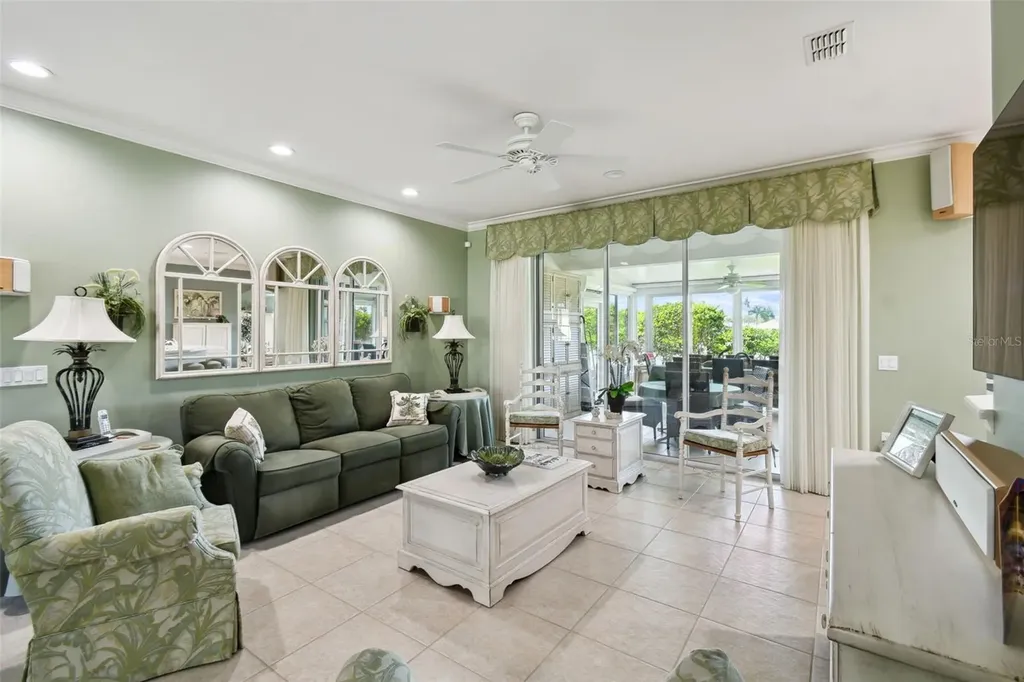201 Largo Drive Kissimmee FL 34759