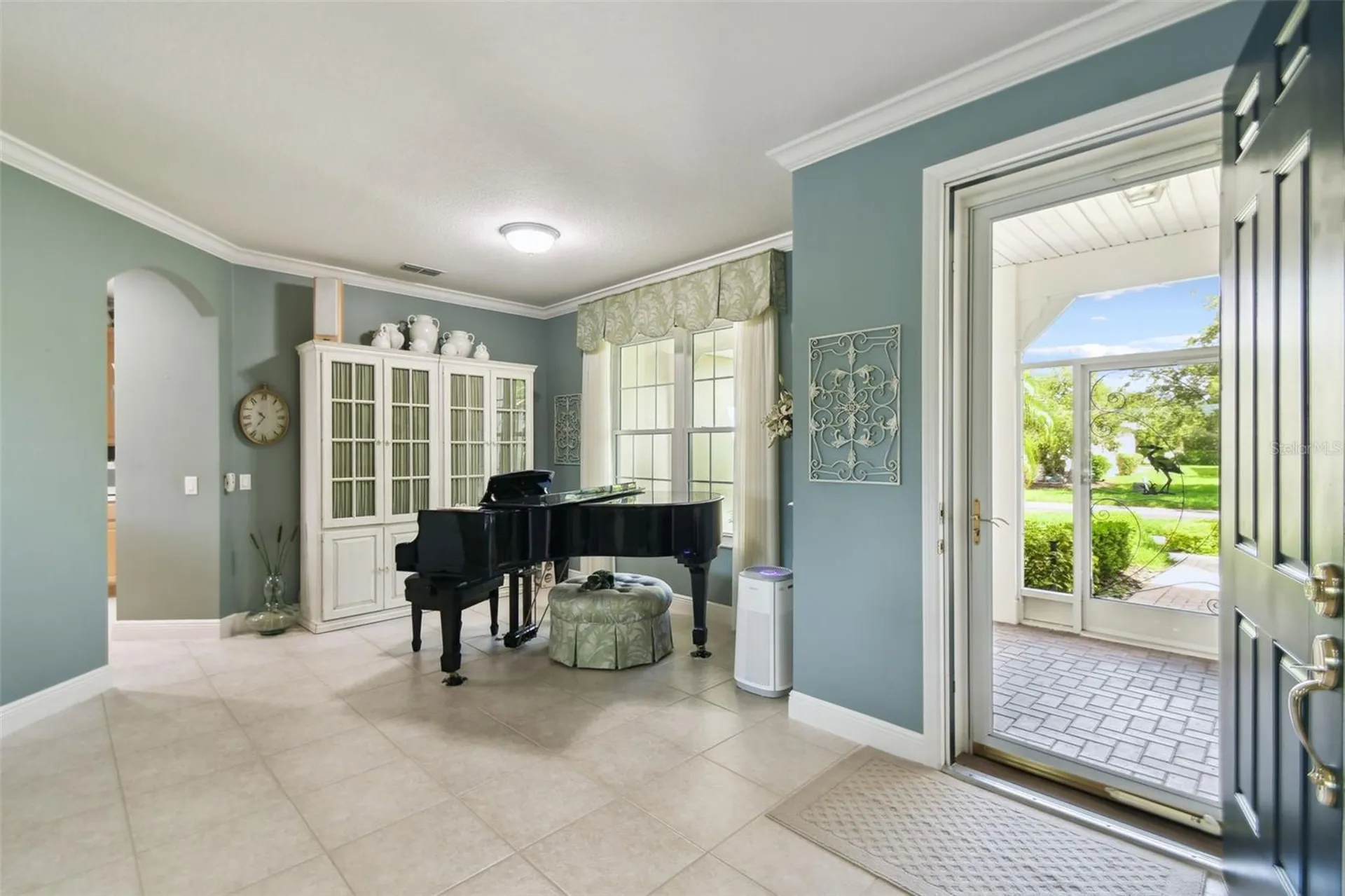 201 Largo Drive Kissimmee FL 34759