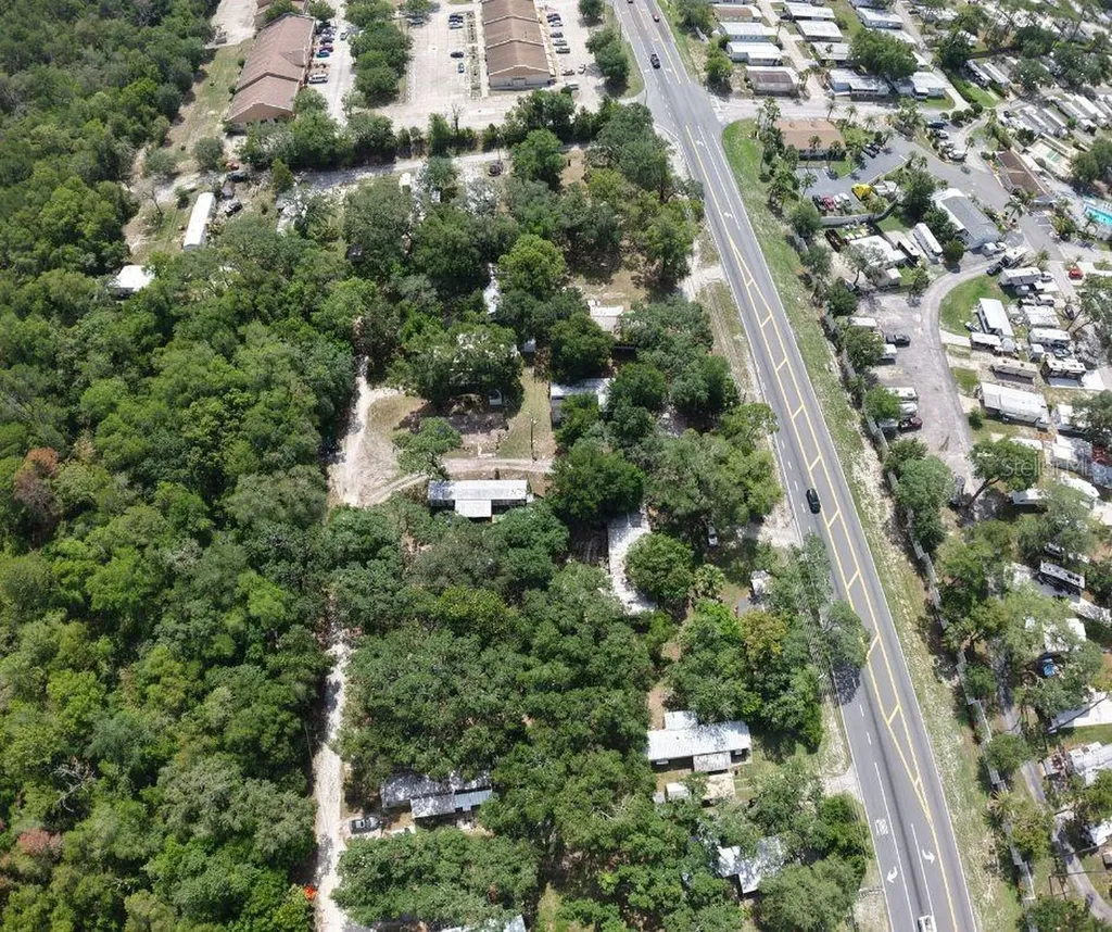 2301 E Graves Avenue Orange City FL 32763