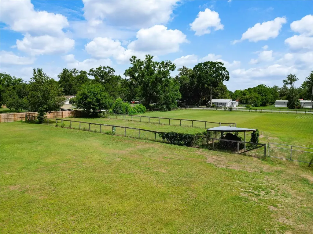 3040 NE 97th Street Road Anthony FL 32617