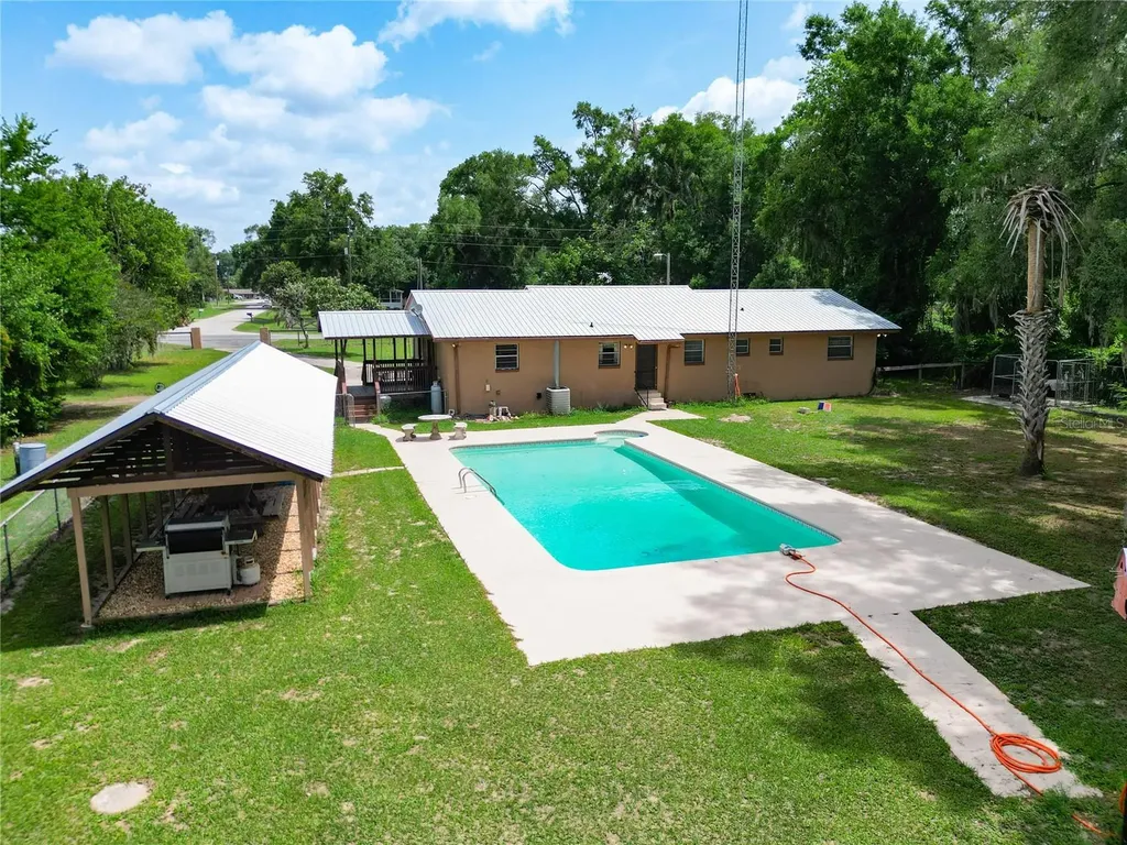 3040 NE 97th Street Road Anthony FL 32617