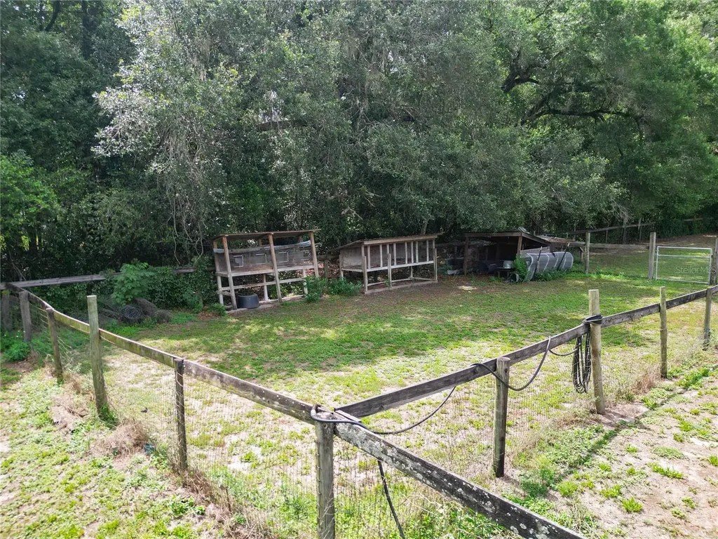 3040 NE 97th Street Road Anthony FL 32617