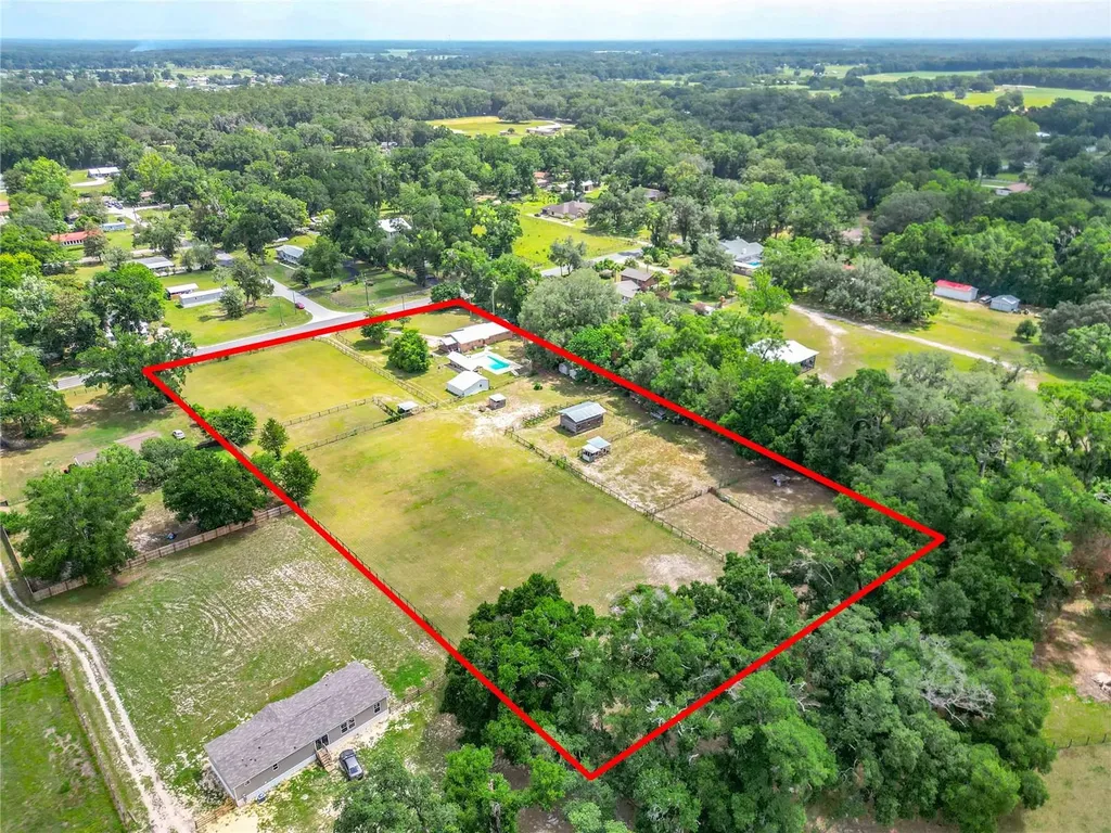 3040 NE 97th Street Road Anthony FL 32617