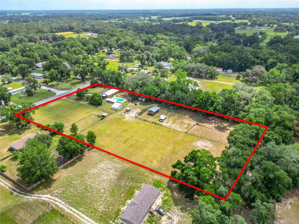 3040 NE 97th Street Road Anthony FL 32617