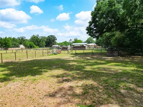 3040 NE 97th Street Road Anthony FL 32617