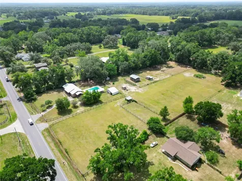 3040 NE 97th Street Road Anthony FL 32617