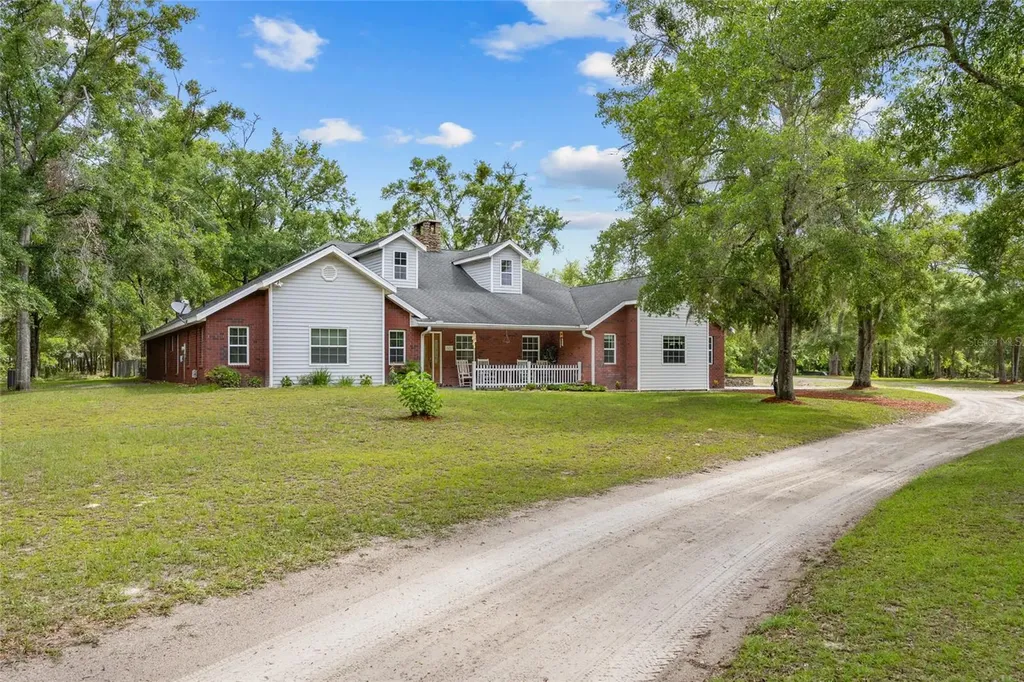 1827 SW Shiloh Street Fort White FL 32038