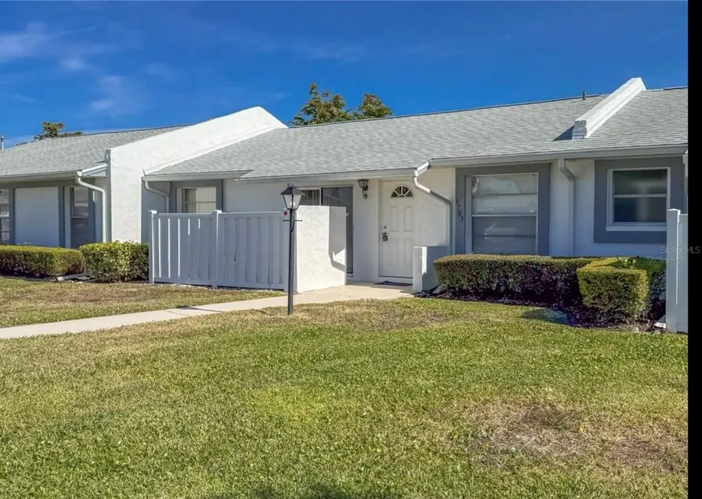 3703 39th Street W Bradenton FL 34205