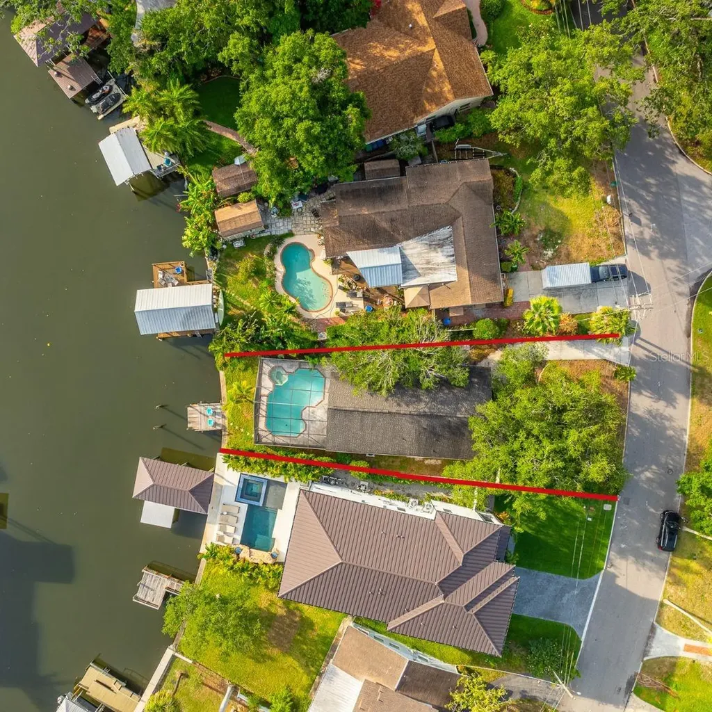 593 Marmora Avenue Tampa FL 33606