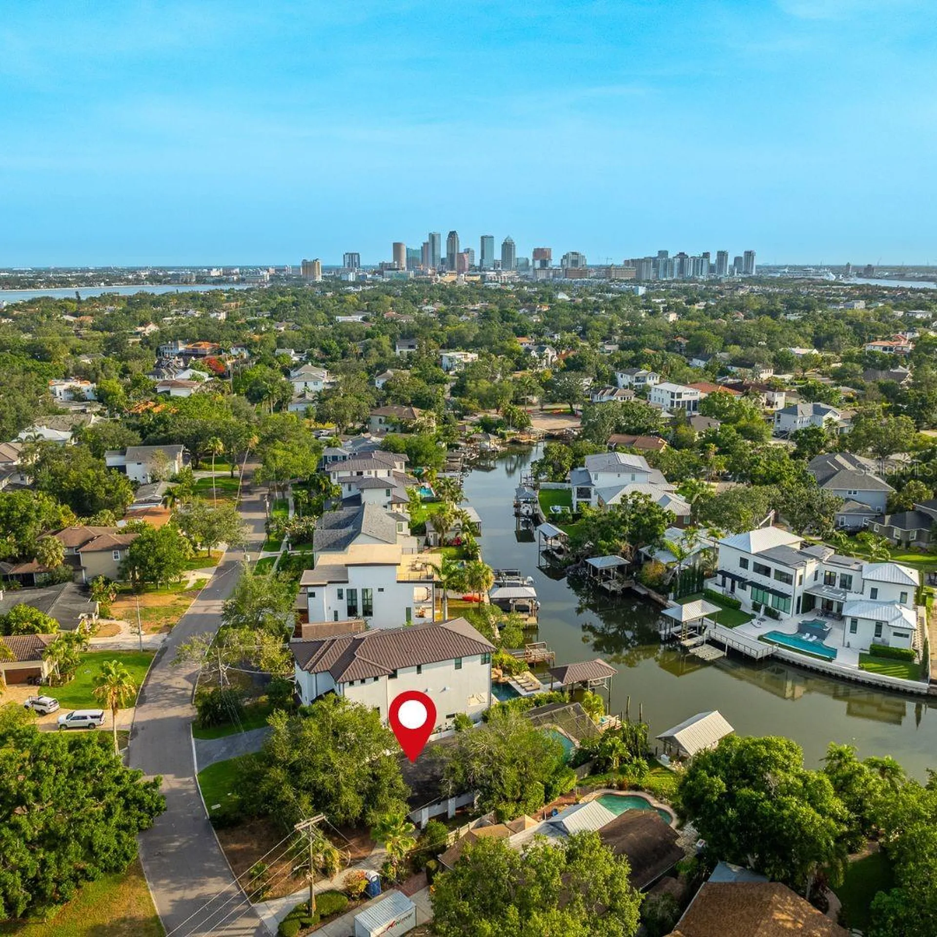 593 Marmora Avenue Tampa FL 33606