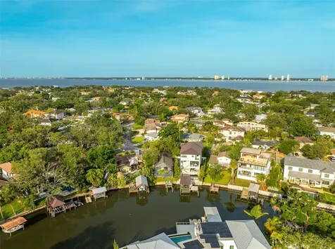 593 Marmora Avenue Tampa FL 33606