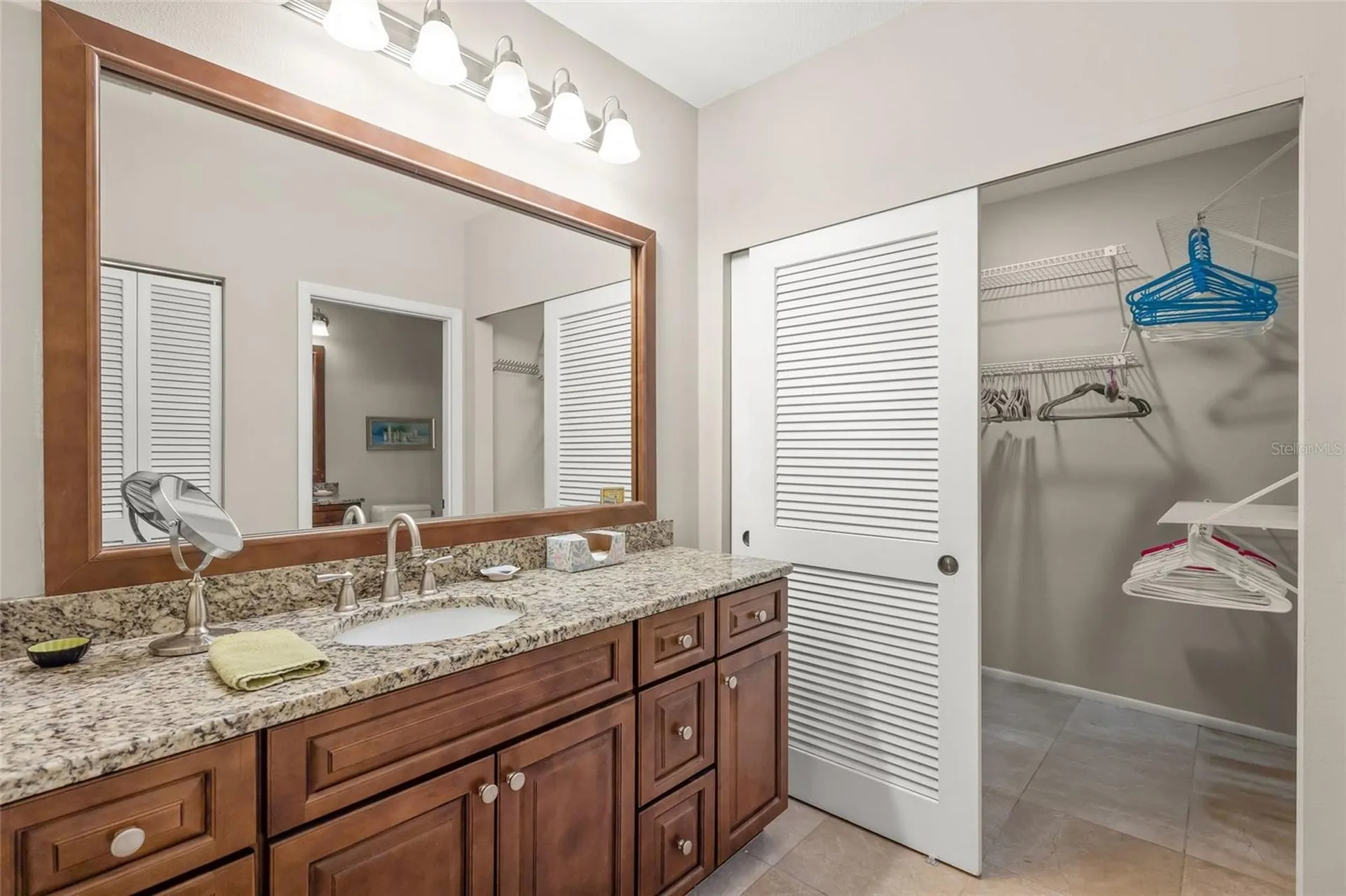 4637 Willow Wood Circle Sarasota FL 34241