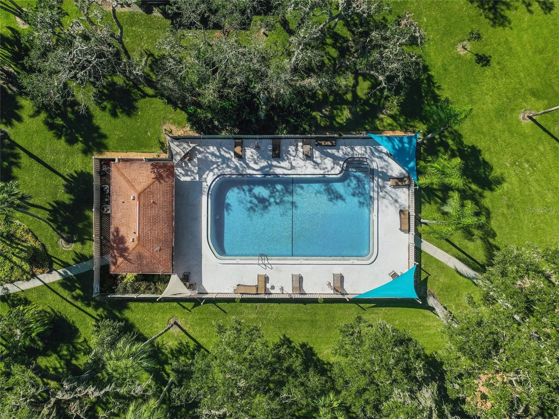 4637 Willow Wood Circle Sarasota FL 34241