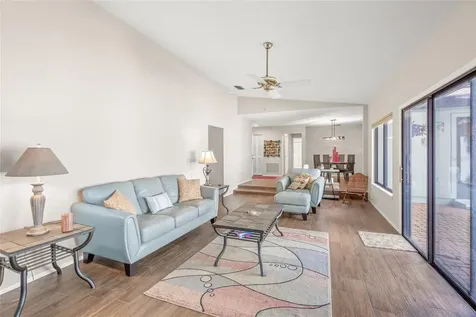 4637 Willow Wood Circle Sarasota FL 34241