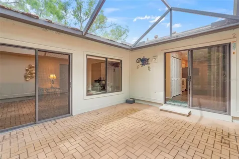 4637 Willow Wood Circle Sarasota FL 34241