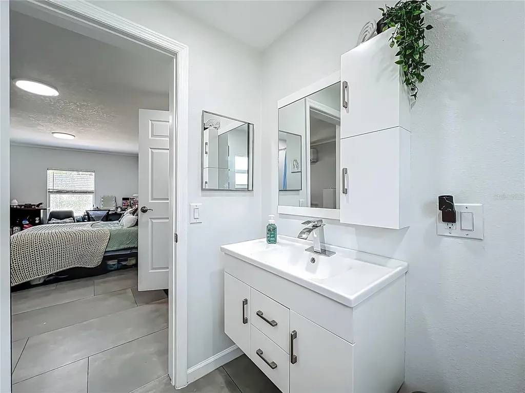 7033 Lakner Way Orlando FL 32822