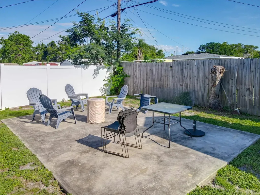 7033 Lakner Way Orlando FL 32822