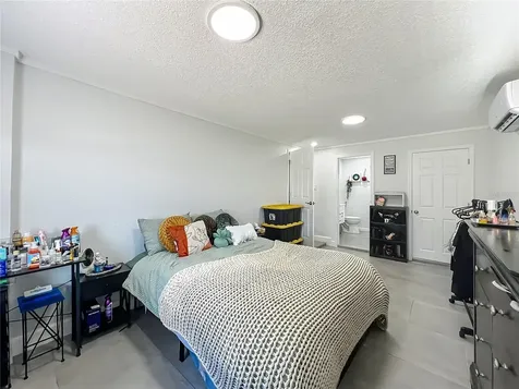7033 Lakner Way Orlando FL 32822