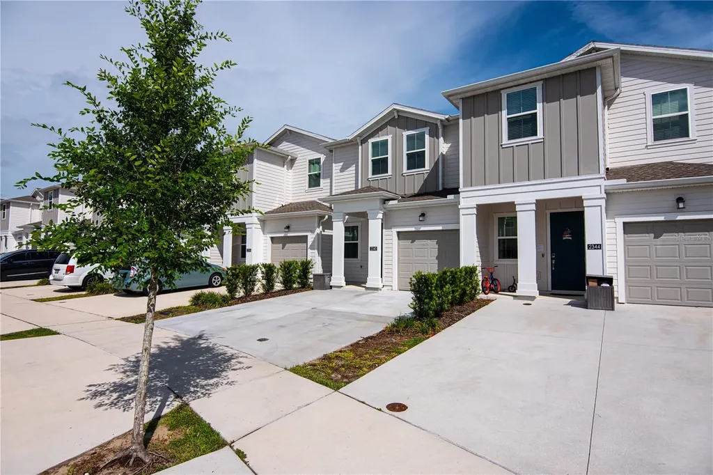 2340 Brook Marsh Loop Kissimmee FL 34747