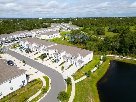 2340 Brook Marsh Loop Kissimmee FL 34747