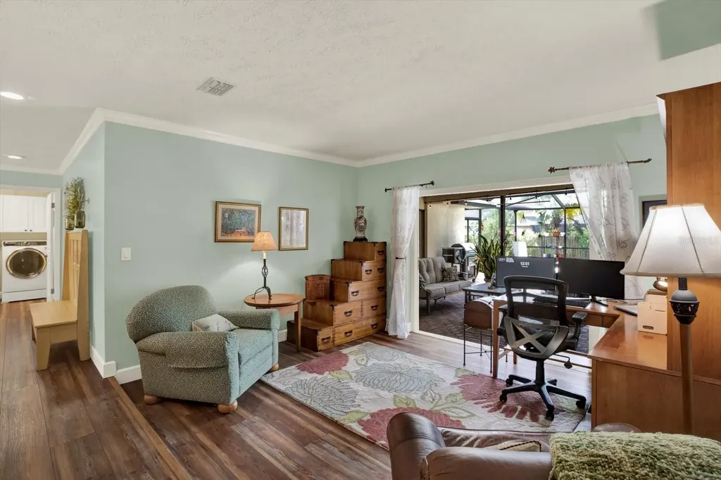 2806 Fairway View Drive Valrico FL 33596
