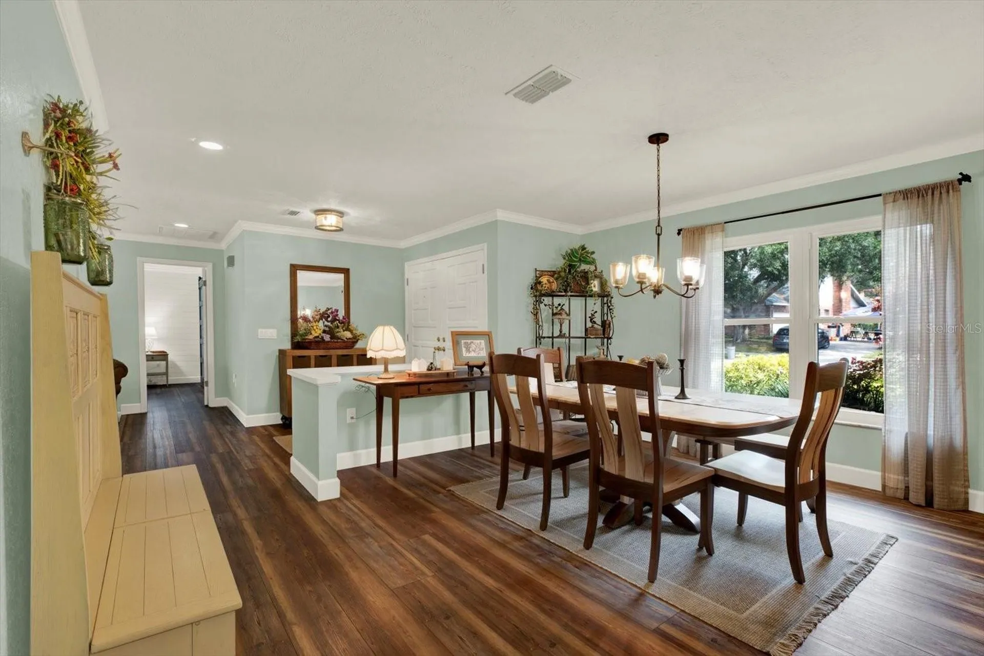 2806 Fairway View Drive Valrico FL 33596
